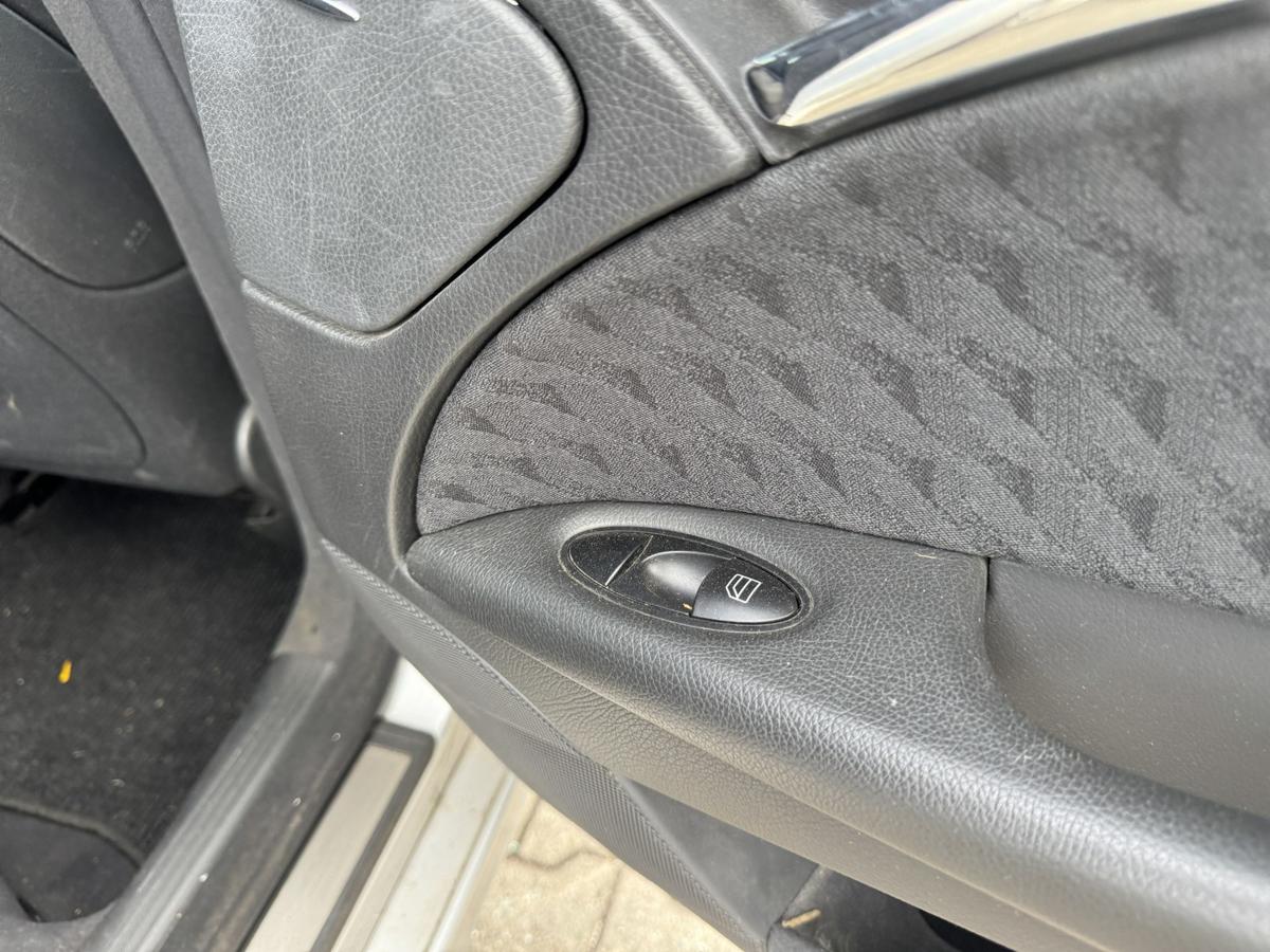 Mercedes E Klasse S211 original T&uuml;r hinten rechts 744 Brillantsilber T-Modell Bj.2005